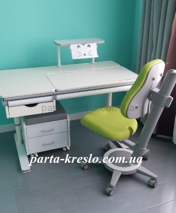 Детский стол Mealux Montreal Multicolour BD-670 полкой S 50